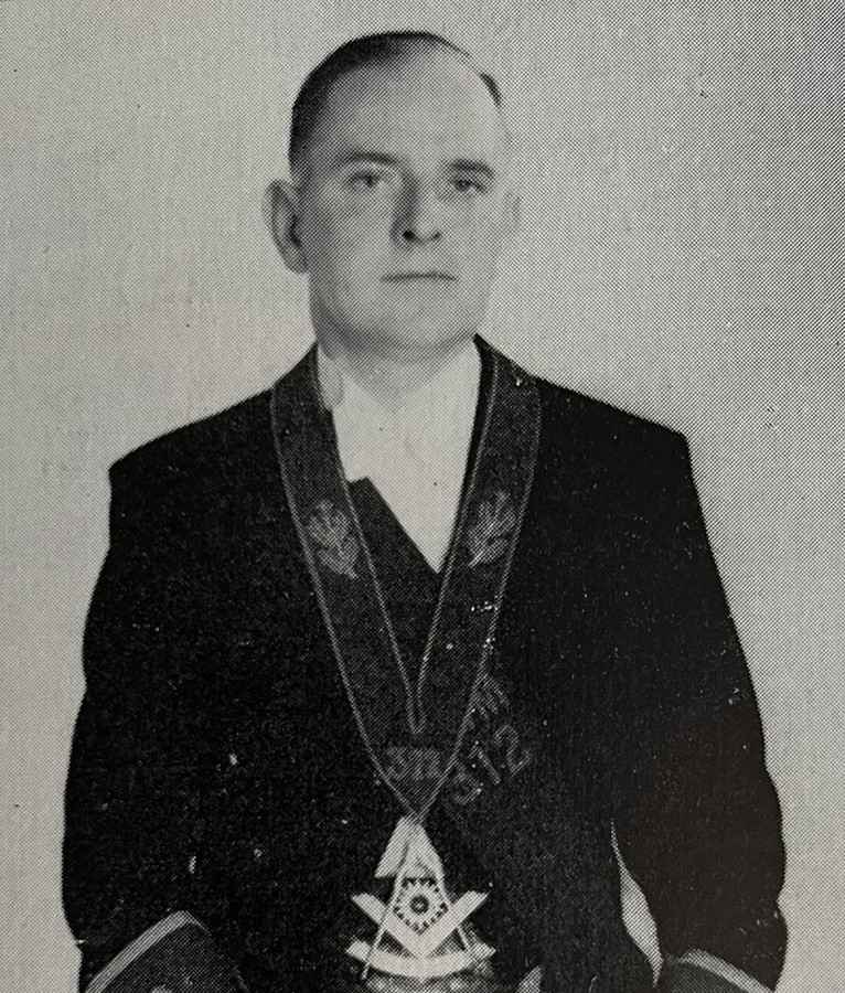 1957-58 Robert Moultrie