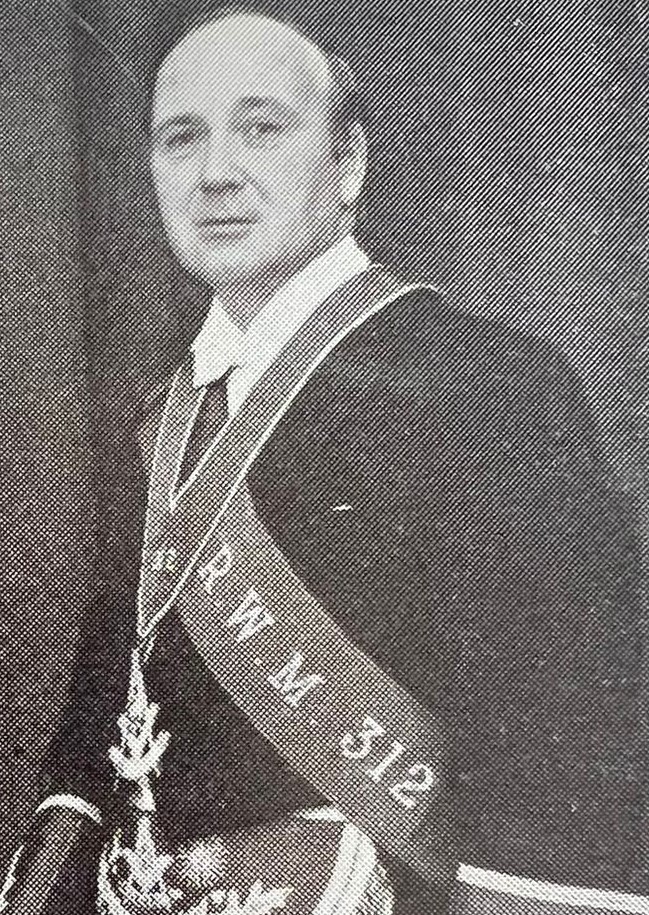 1975-1976 William Wood